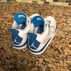 AIR JORDAN 4 RETRO "2012 RELEASE” Military Blues